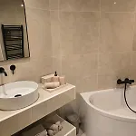 Appartement Henri Martin, Vue Tour Eiffel Trocadéro Luxe Et Chic