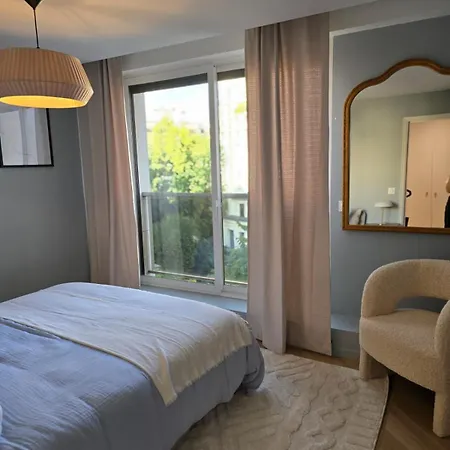 Henri Martin, Vue Tour Eiffel Trocadéro Luxe Et Chic * Paris