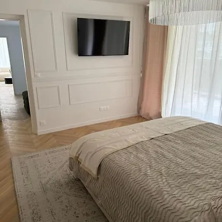 Apartment Henri Martin, Vue Tour Eiffel Trocadero Luxe Et Chic