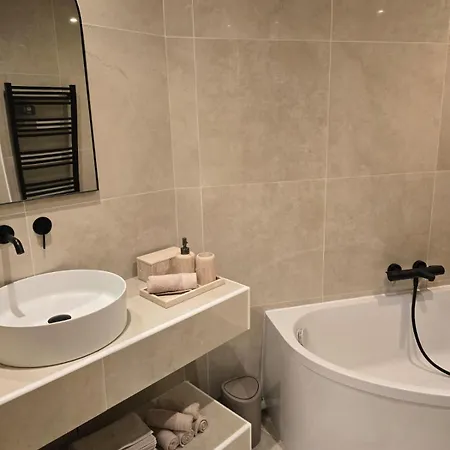 Apartment Henri Martin, Vue Tour Eiffel Trocadero Luxe Et Chic